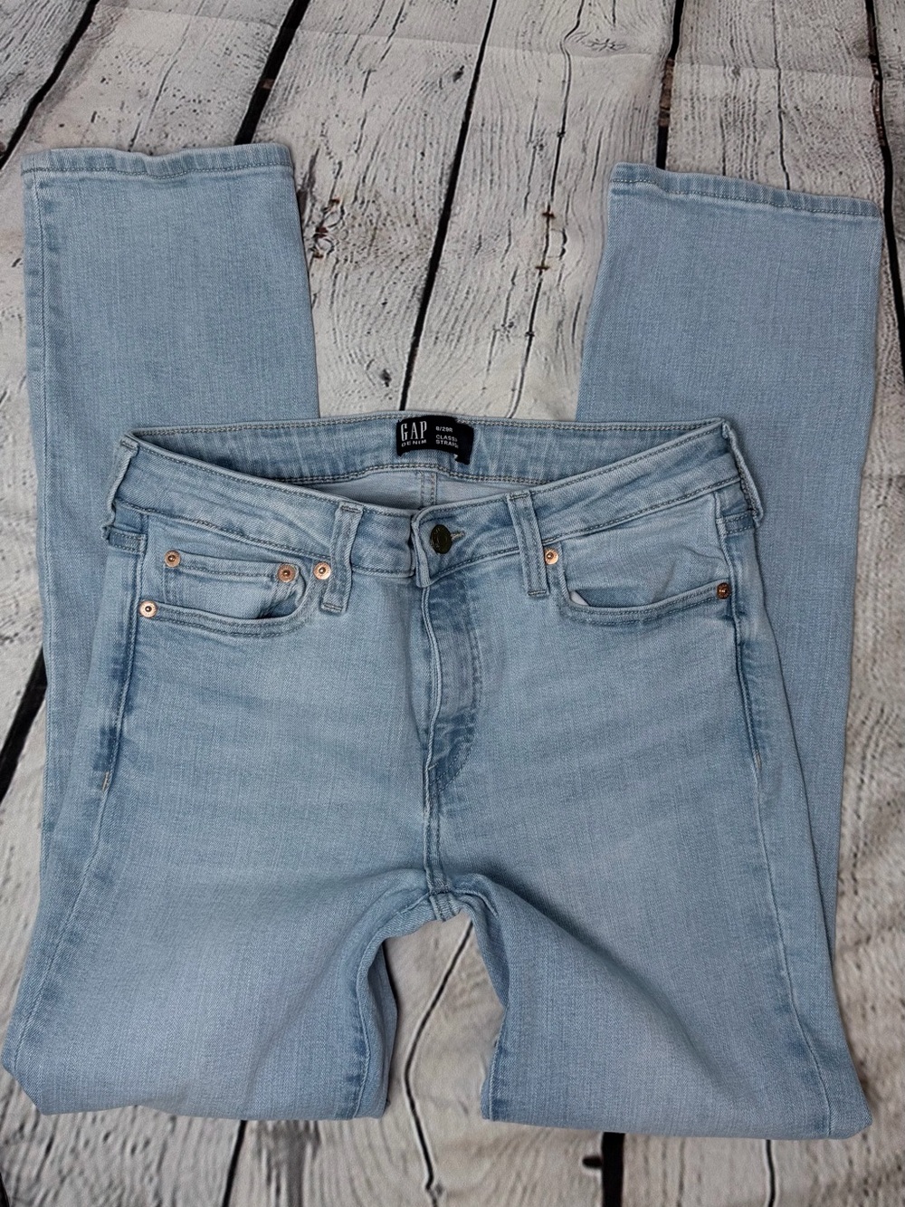 GAP Women's Light Wash Skinny Jeans